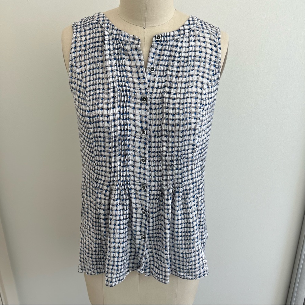 Edme & Esyllte Printed Button-Up Sleeveless Top